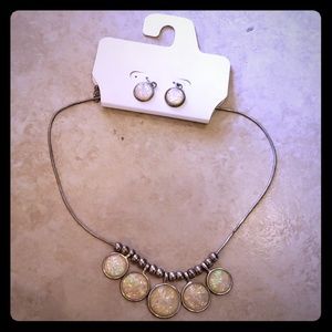 New silver necklace set